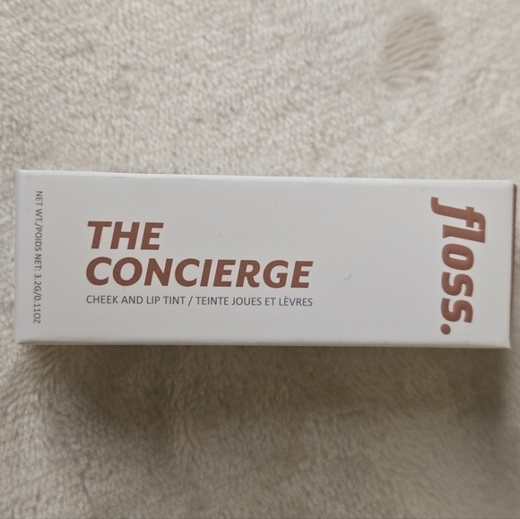 Floss The Concierge Cheek & Lip Tint Villa - Picture 8 of 10